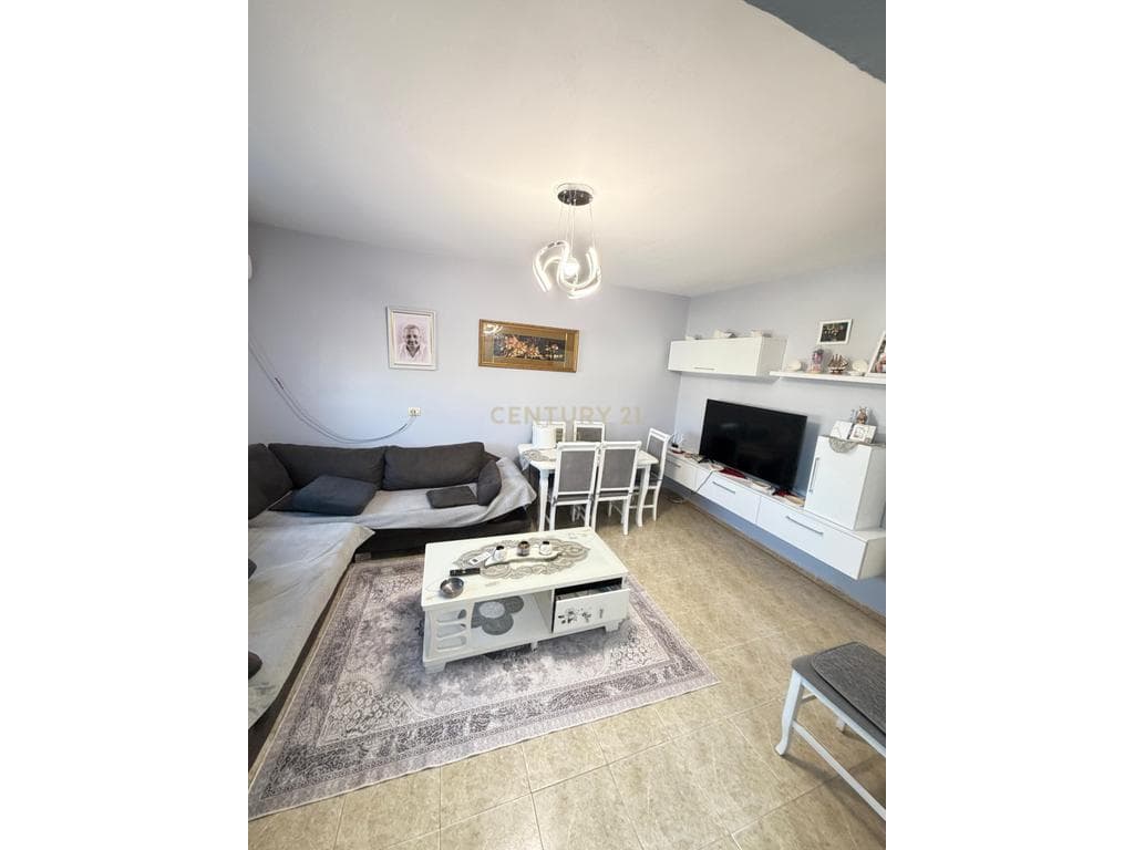 Shitet Apartament 1+1 | Lagjja 16, Durrës ! 2