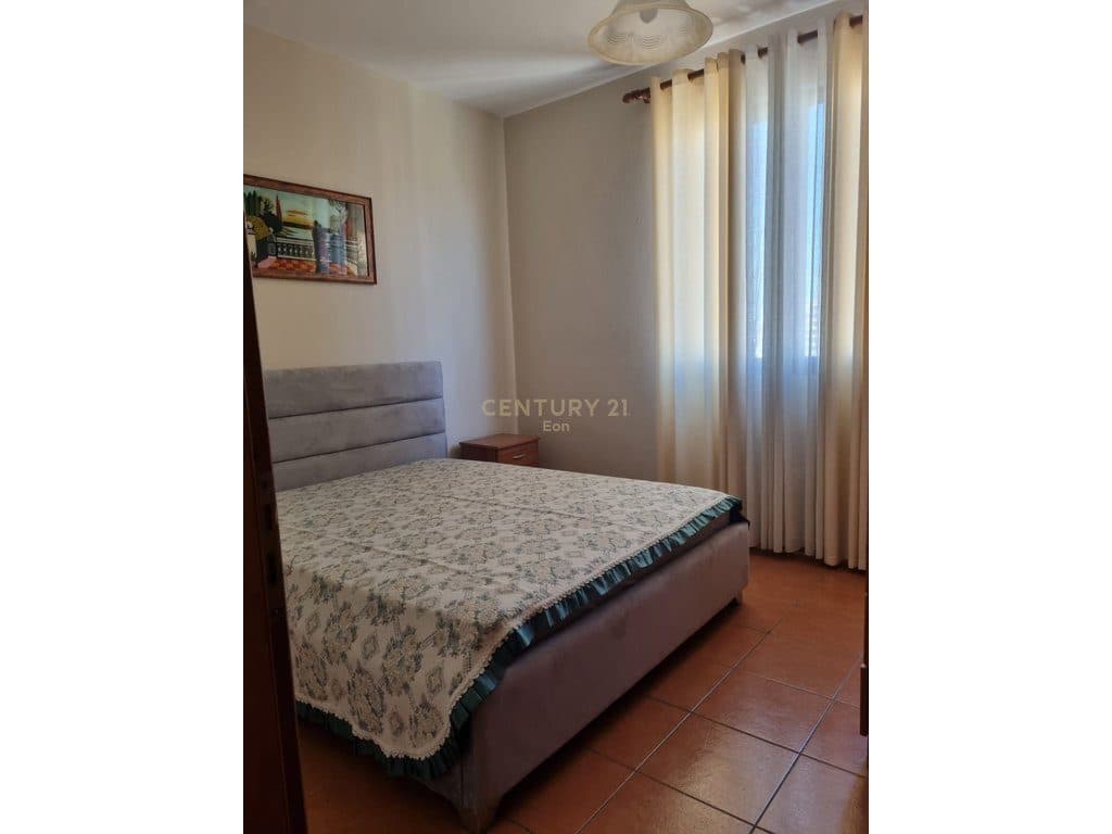 Apartament 2+1 Me Qira në Plazh, Durrës ! 3