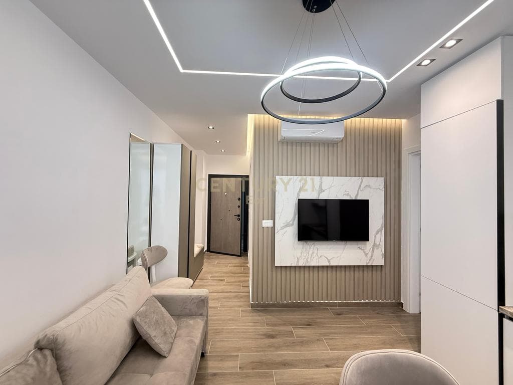 Shitet Apartament 1+1 me Verande në Golem, Durrës ! 3