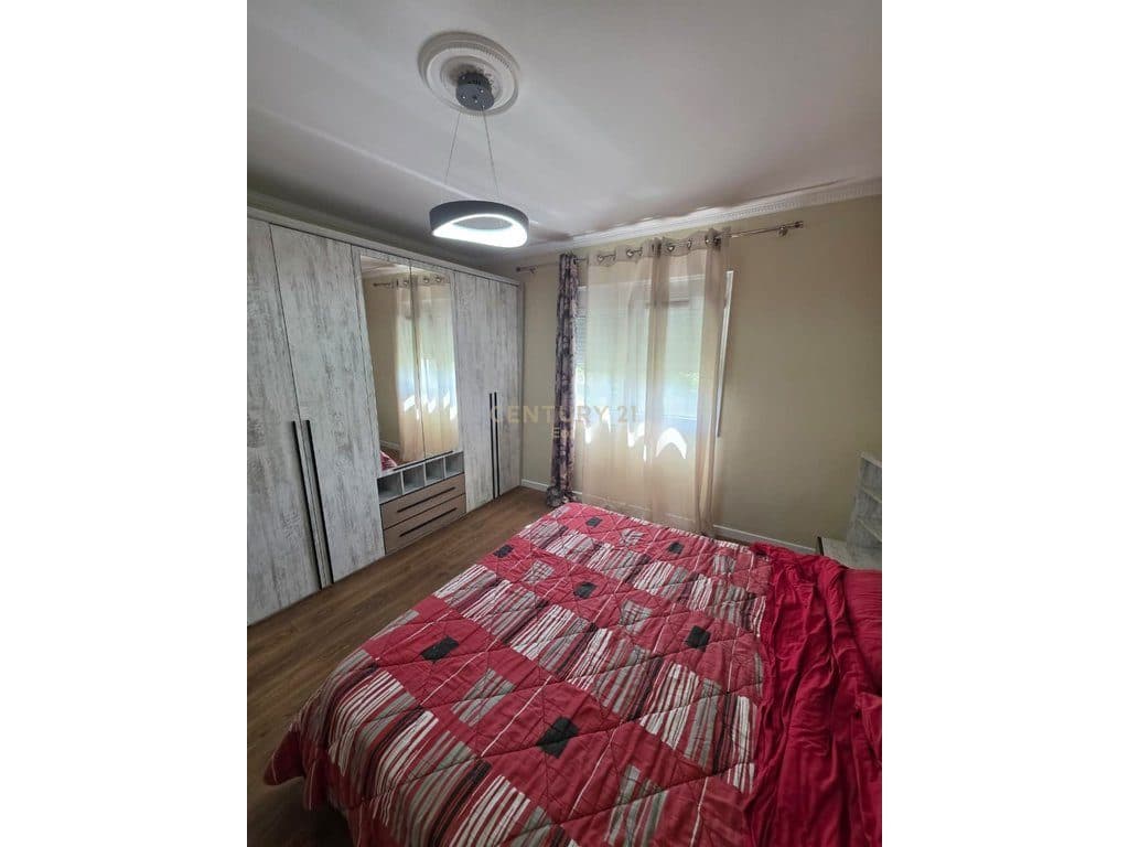 Shitet Shtepi Private ne Plazh, Durres ! 2