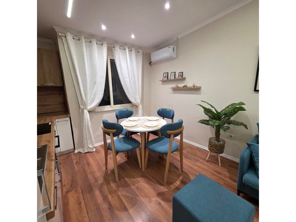 Shitet Apartament 1+1 – 100 m nga Plazhi, pranë Hotel Adriatik | Durrës 4