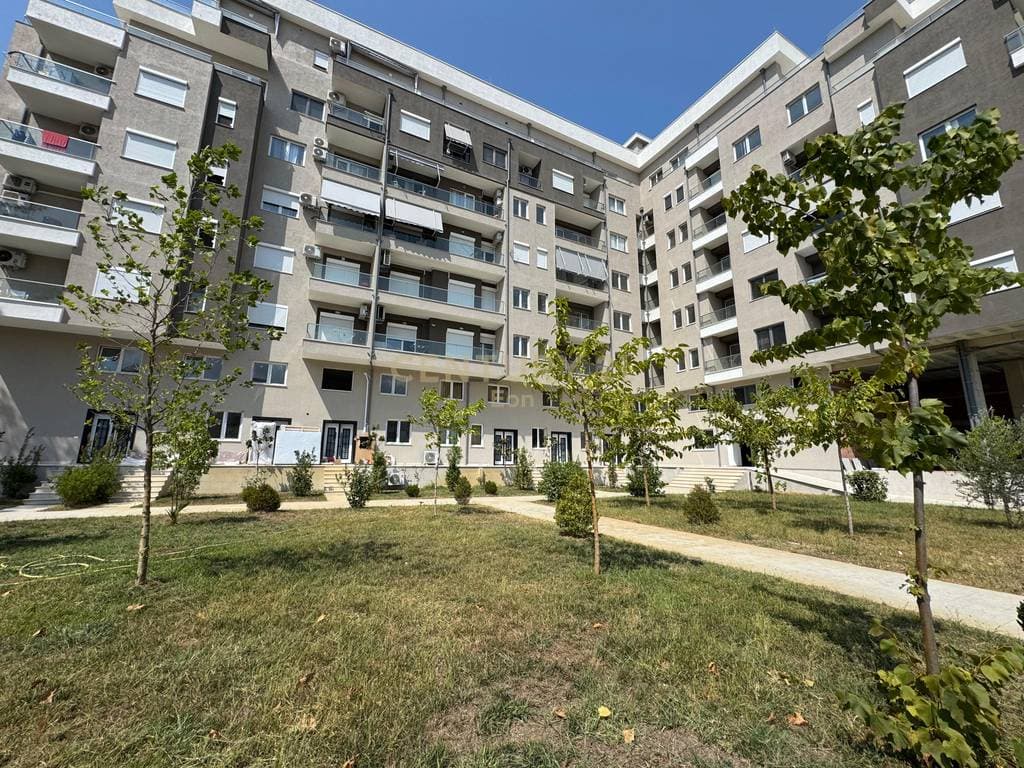 SHITET APARTAMENT 2+1 NE GOLEM, DURRES - PALLAT I 2025 ! 4