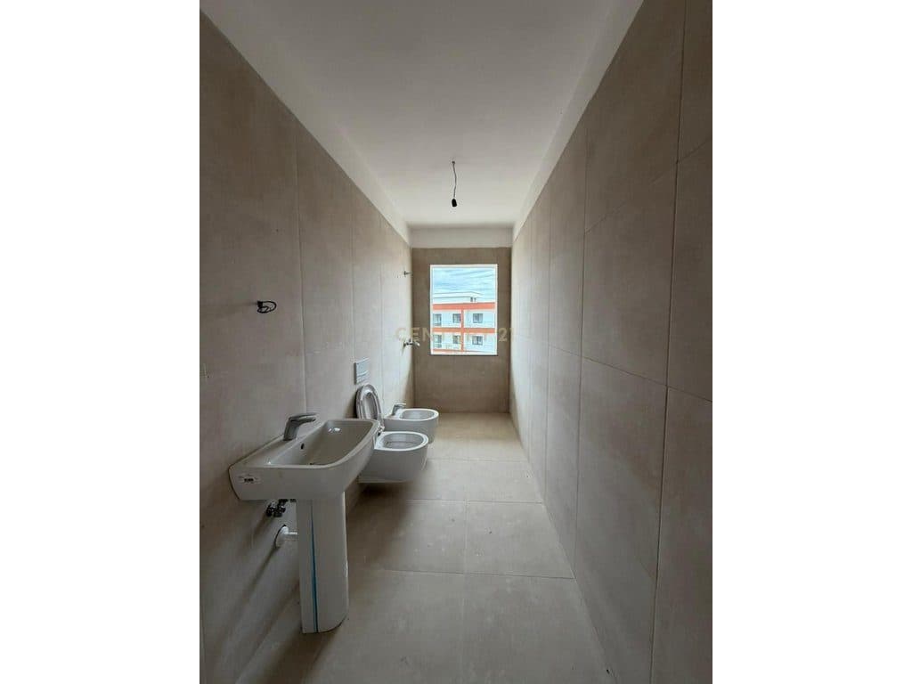 Apartament 2+1 në Rezidencën EON – Golem !!! VETËM 900€/m² (APARTAMENT I PËRFUNDUAR) 4