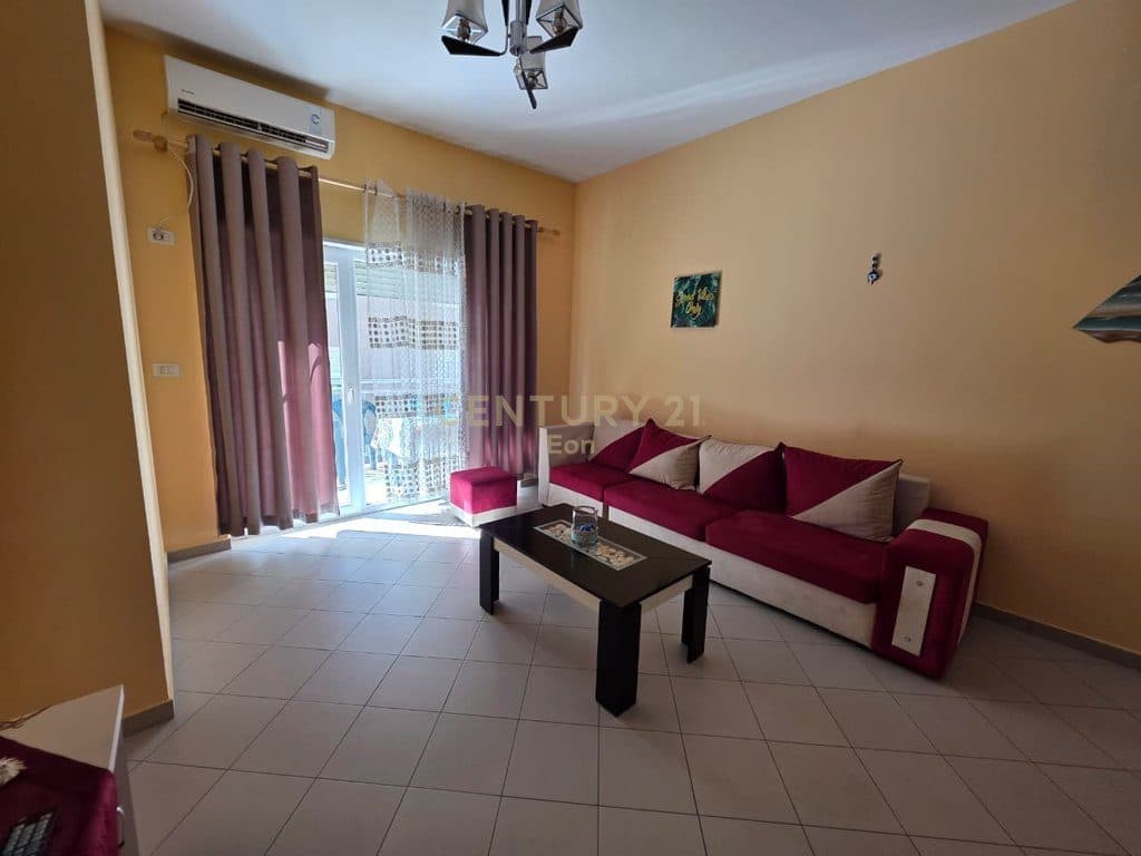 Apartament 1+1 Me Qira në Plazh Stacioni i parë, Durrës ! 2