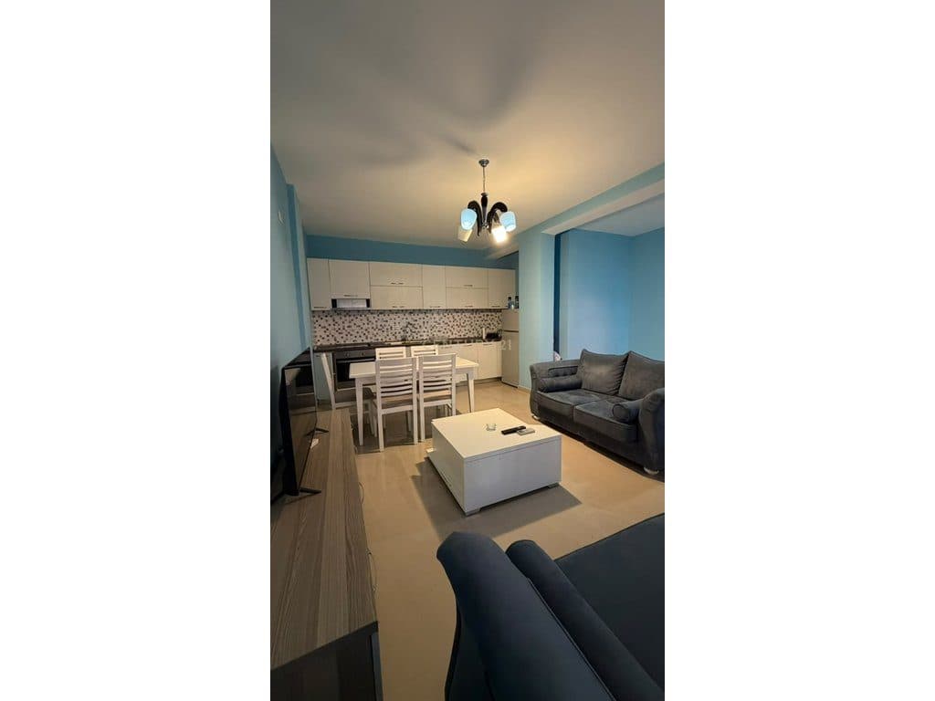 SHITET APARTAMENT 2+1 ME OBORR NE QERRET ! 2