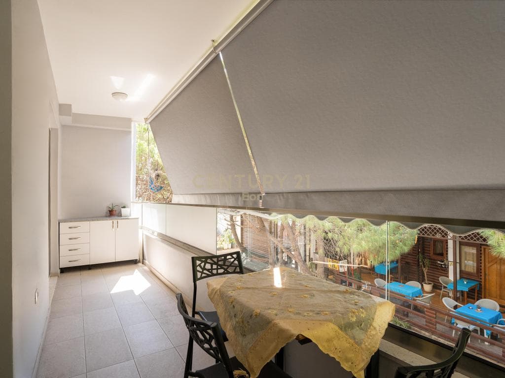 SHITET APARTAMENT 1+1 50M PRANE DETIT NE PLAZH, DURRES!! Mundesi pagese me keste per 1 vit!