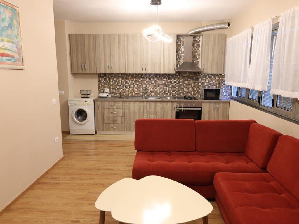 JEPET ME QIRA APARTAMENT 1+1 NE CURRILA ! 3