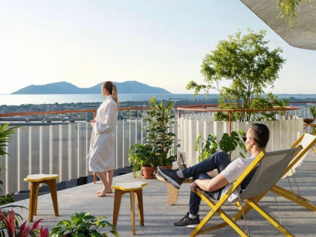 EXCLUSIVE Vlora One Living - Shitet Apartament 1+1 ! 4