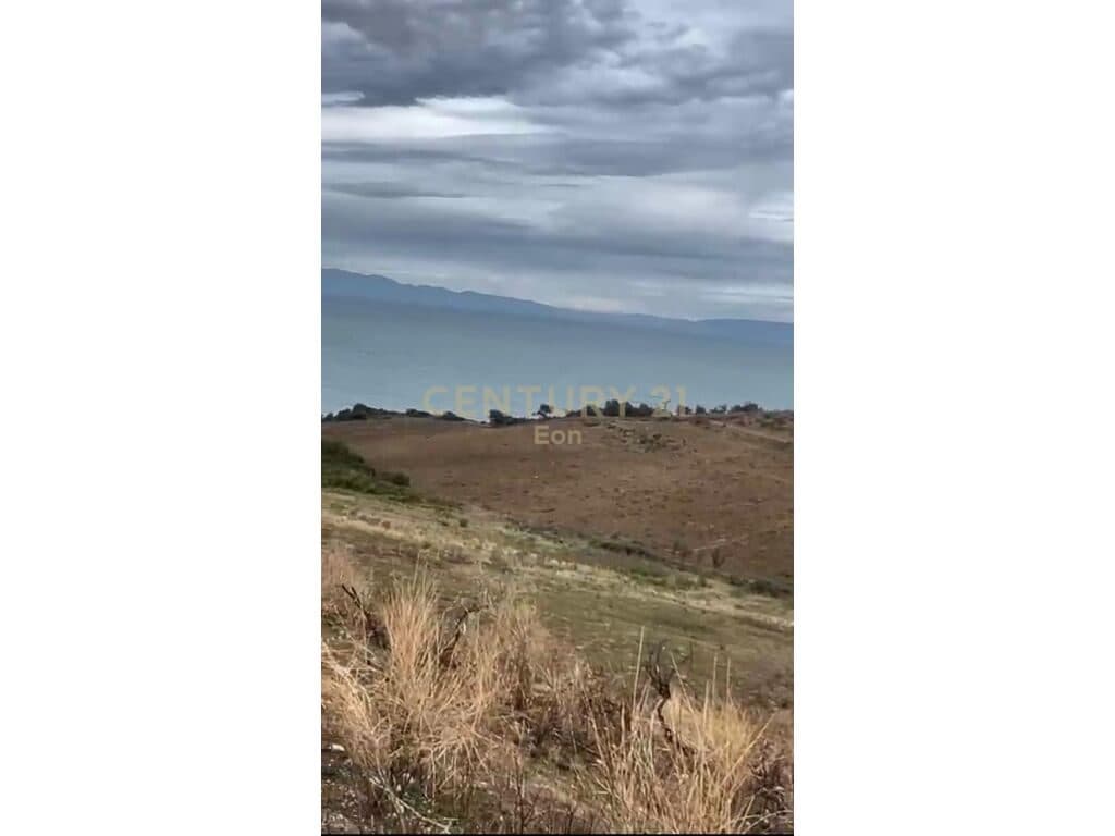 SHITET 16500 M2 TOKË, ME PAMJE DETI TEK KEPI I RODONIT ! 2