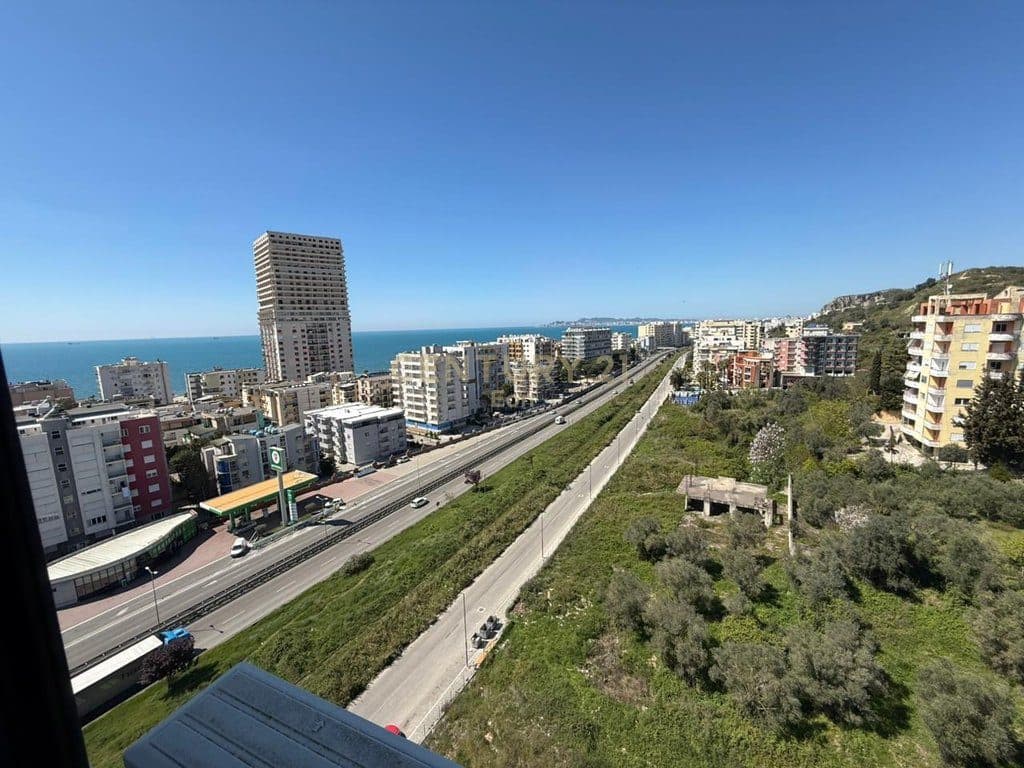 Shitet Garsoniere, Pamje Deti, Shkembi i Kavajes, Durres ! 2