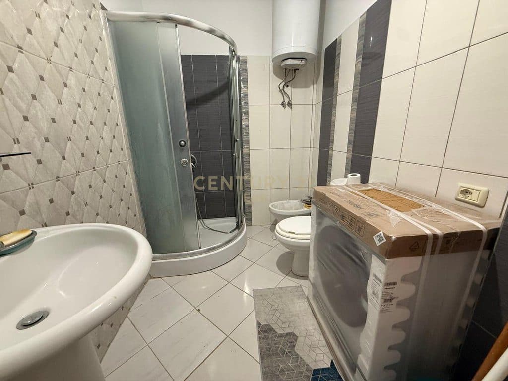 Apartament 2+1 Me Qira në Durrës,kopshti Sotir Noka ! 3