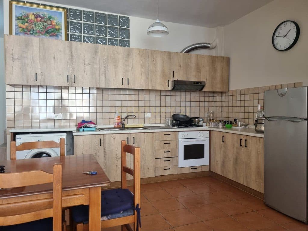 Apartament 2+1 Me Qira në Plazh, Durrës ! 2