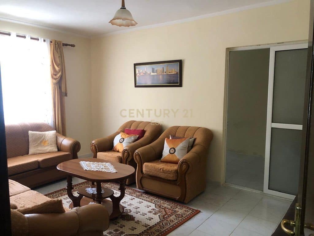 SHITET APARTAMENT KATI 0, 1+1 TEK CEZMA FERRES PRANE ZONES SE CURRILAVE NE DURRES !