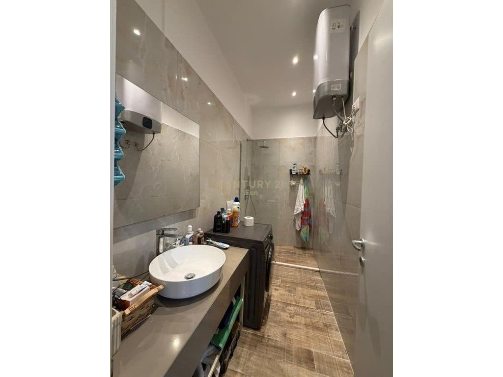 APARTAMENT 1+1 NE KATIN-0 PER SHITJE ,NE GOLEM ! 3