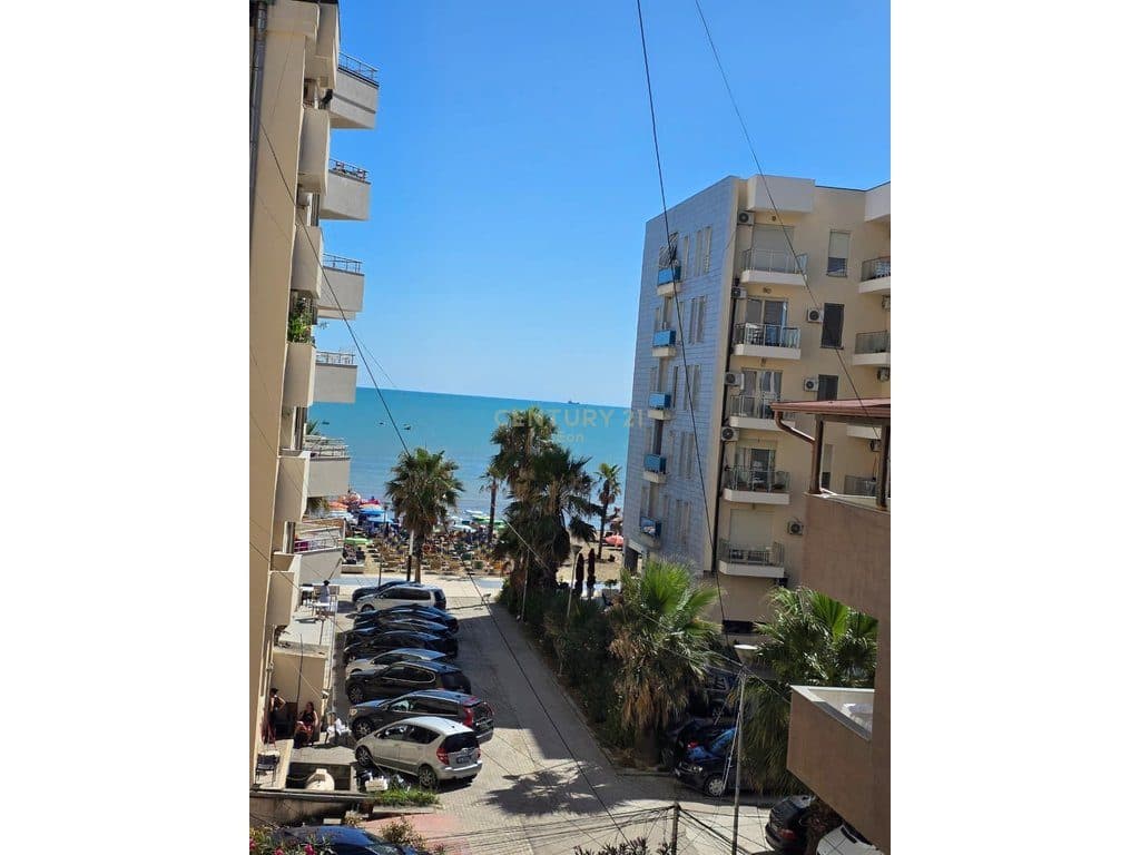 Apartament 1+1 Me Qira në Plazh Stacioni i parë, Durrës !