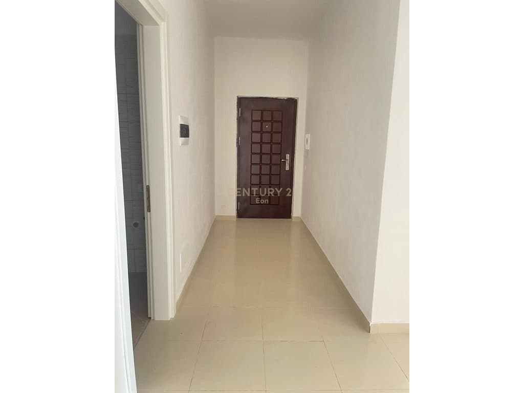 Apartament 2+2 Në Shitje në Ish-URT, Durrës - 133,000€ | 140 m² 3