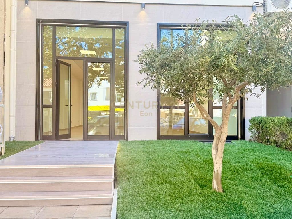 Ambient Biznesi 104 m² me Qira – Plazh, Durrës | Stacioni i Parë
