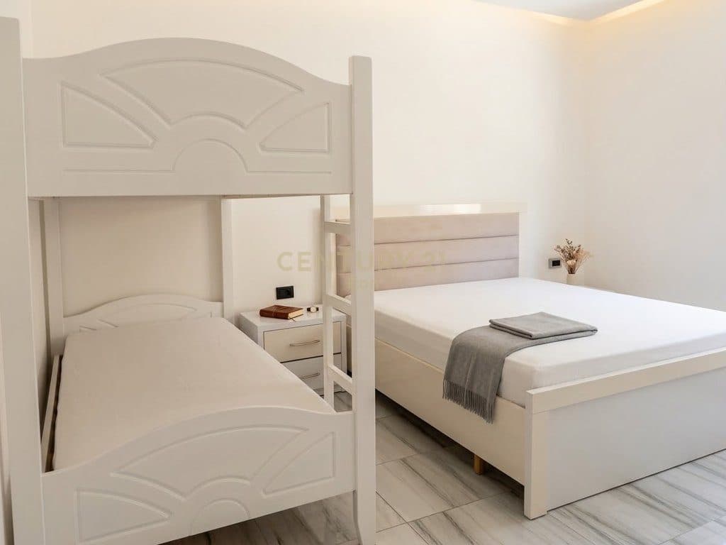 2+1 i bollshëm 94 m² në Shkëmbin e Kavajës, Durres – Pallat i mirëadministruar me ashensor ! 3
