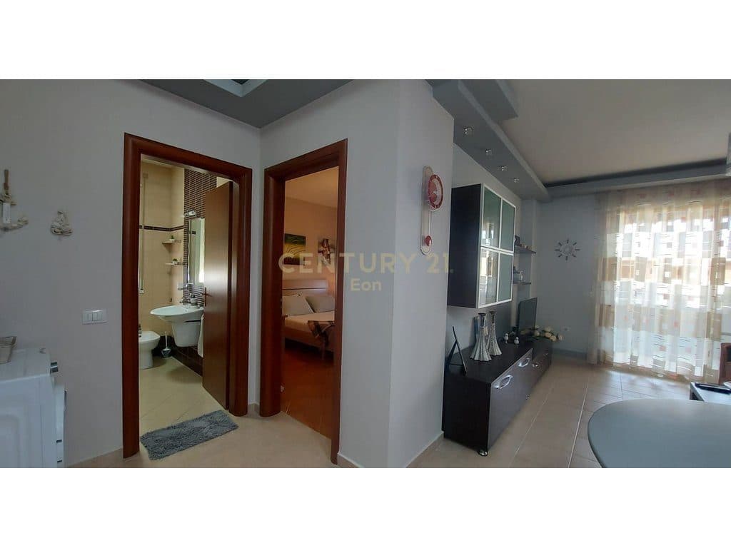 Excluzive ! Shitet Apartament 1+1 në Vijën e Parë të Detit – Shkëmbi i Kavajës, Durres ! 4
