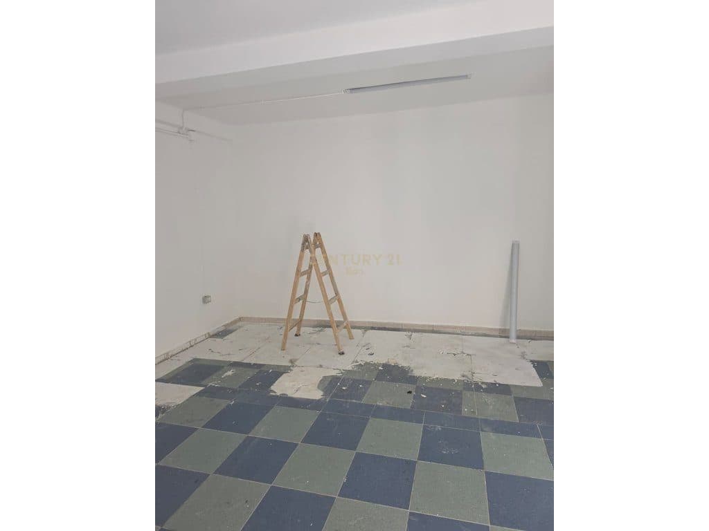 Vile 2 Katshe + Njesi Biznesi tek Gjykata, Durres ! 3