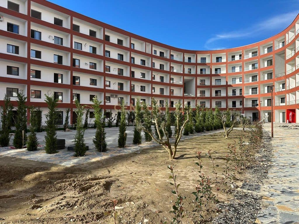 SHITET APARTAMENT 1+1 ME OBORR NE REZIDENCEN EON GOLEM! 2