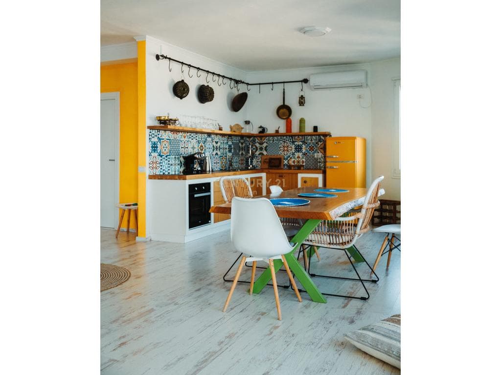 SHITET SUPER APARTAMENT ME PAMJE DETI TEK SHKEMBI I KAVAJES !! 2