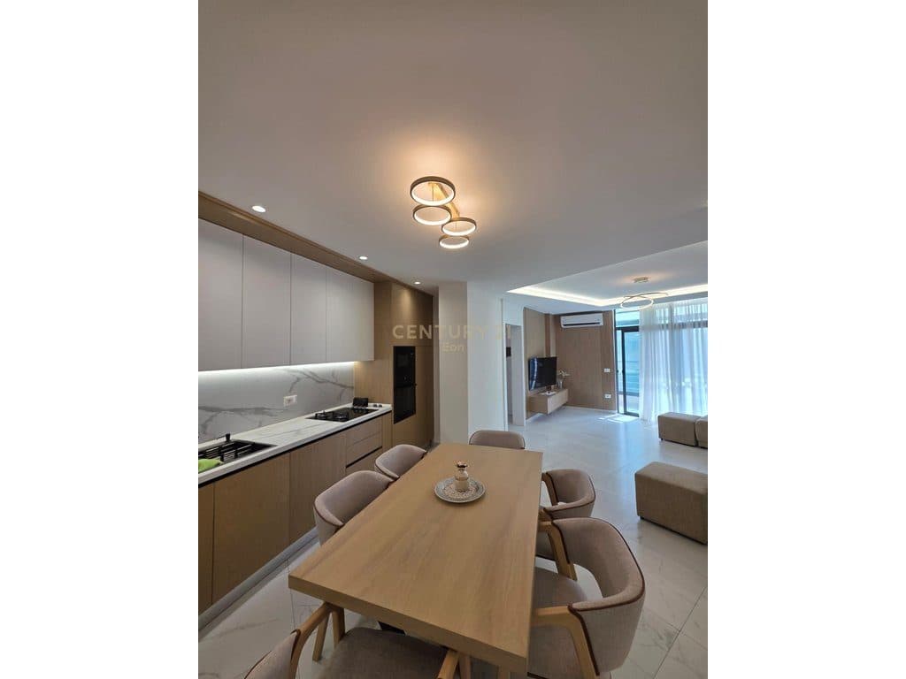 Apartament 2+1+2 dhe 3 Ballkone për Shitje në Shkëmbin e Kavajës, Durrës ! 3