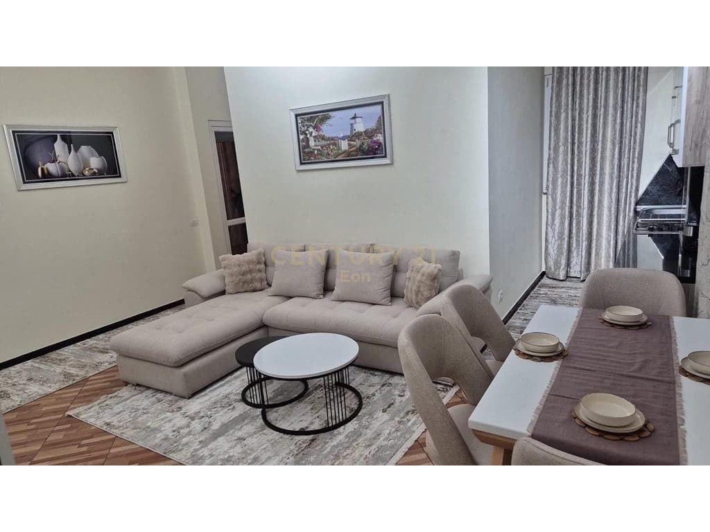 Apartament 3+1+Post Parkimi Me Qira në Ish Këneta, Durrës !