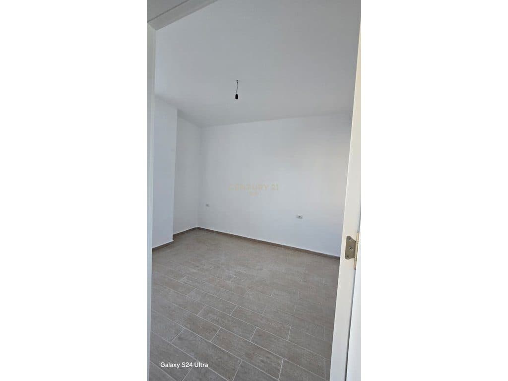 Shitet Apartament 1+1 në Spitalle, Durrës ! 4