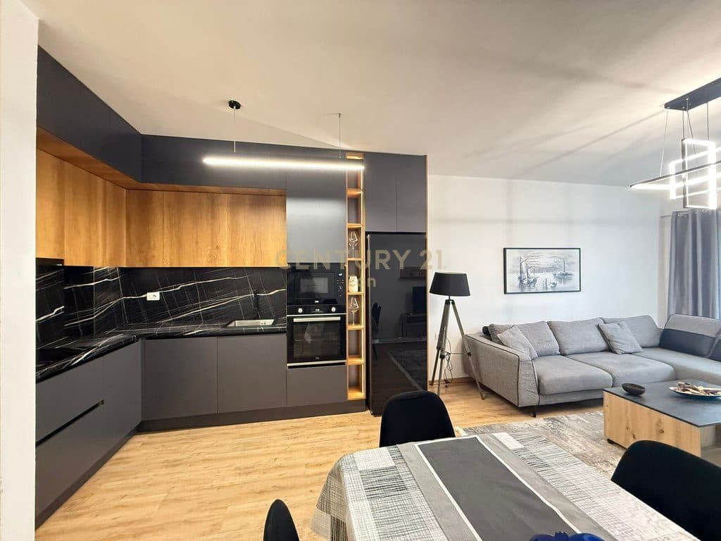 Apartament 2+1+2 Me Qira me Pamje Deti, Vollga Durrës - 850€ | 100 m² 4