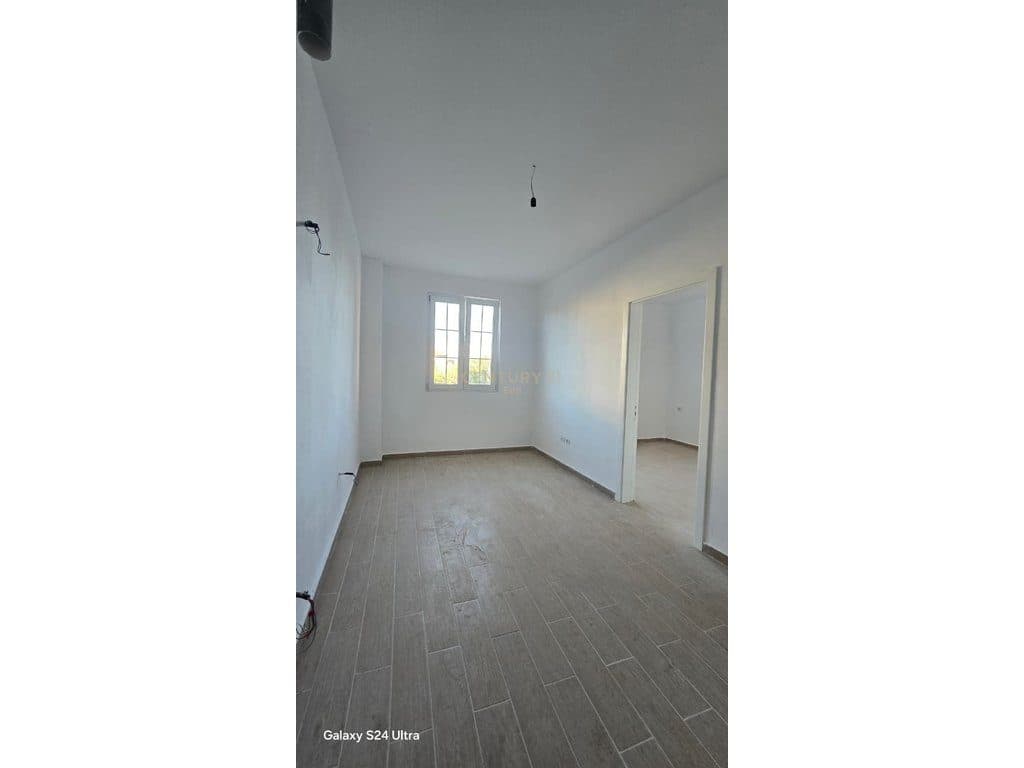 Shitet Apartament 1+1 në Spitalle, Durrës !