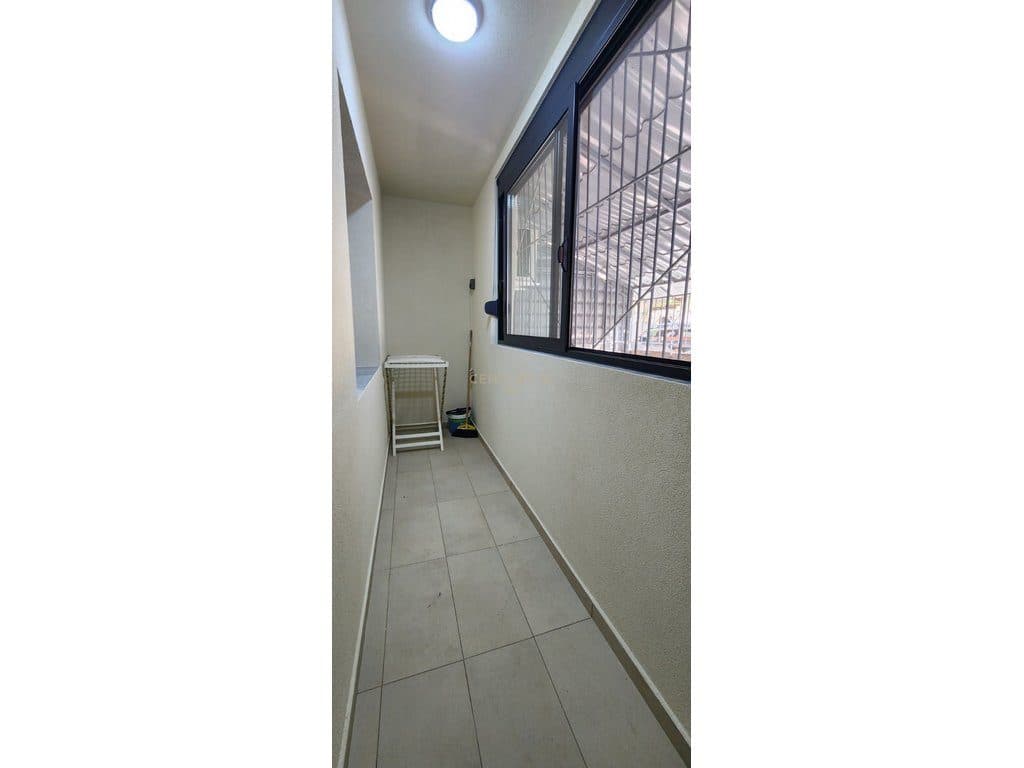 JEPET ME QERA APARTAMENT 1+1 TE HYRJA E DURRESIT ! 3