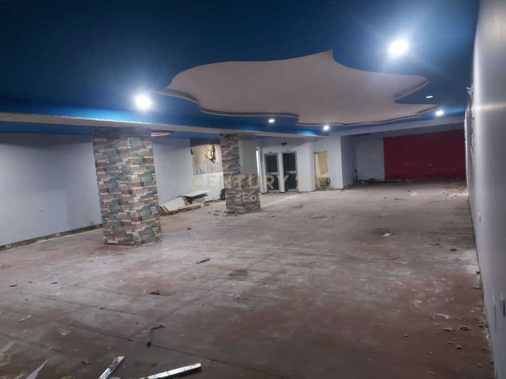JEPET ME QIRA AMBIENT NE RRUGEN PAVARSIA PLAZH,DURRES! 2
