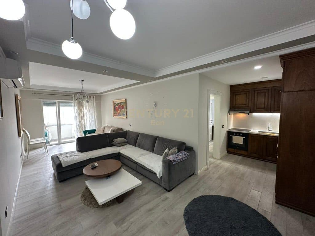 SHITET APARTAMENT VIJE E PARE ME DETIN 2+1+2 I MOBILUAR NE GOLEM, MALI ROBIT! 2