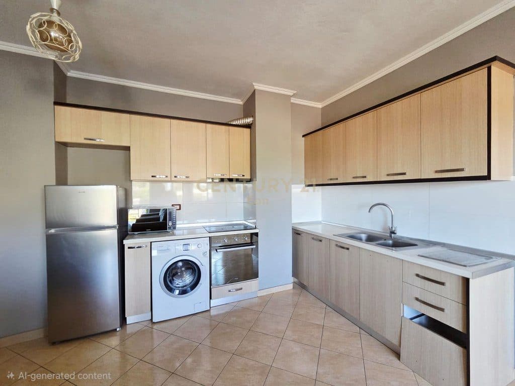 SHITET SUPER APARTAMENT 2+1 ME VERANDE PRANE SPITALIT, DURRES!! 4