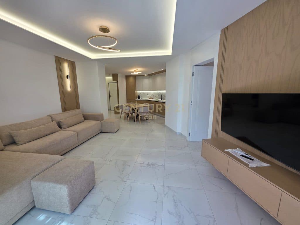 Apartament 2+1+2 dhe 3 Ballkone për Shitje në Shkëmbin e Kavajës, Durrës ! 4
