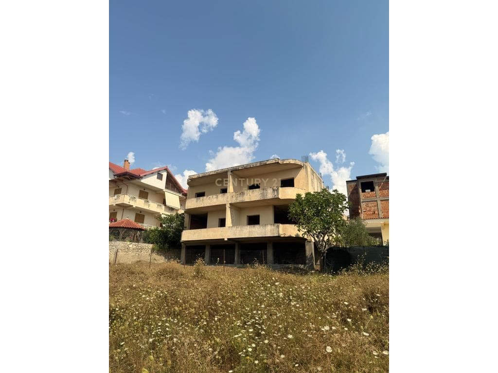 Vilë 2-katëshe për shitje | Shkozet Rrashbull, Durrës 2