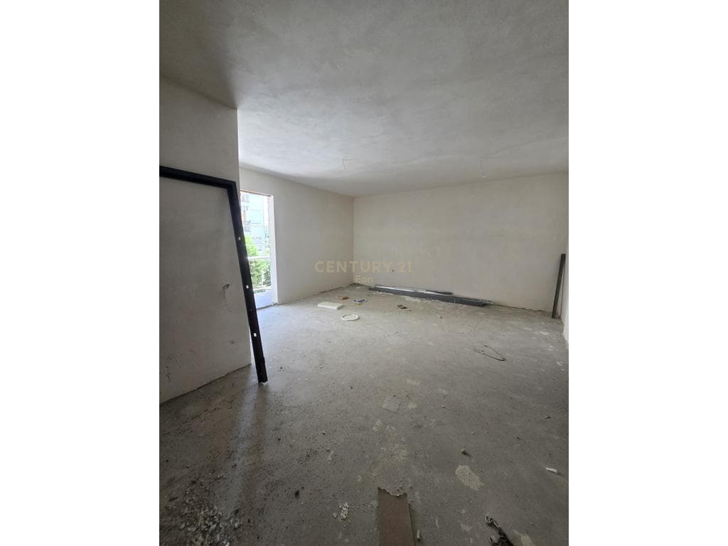 SHITET APARTAMENT 1+1 MUNDESI PAGESE ME KESTE , NE GOLEM ! 3
