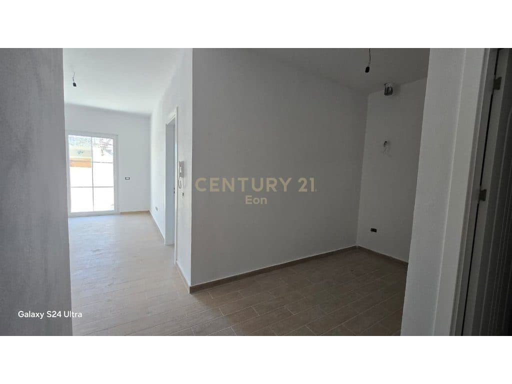 Shitet Apartament 1+1 në Spitalle, Durrës ! 2