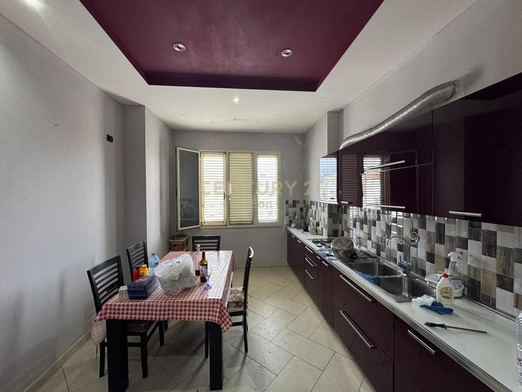 SHITET APARTAMENT 2+1, MUNDESI KTHIMI NE 3+1! 2
