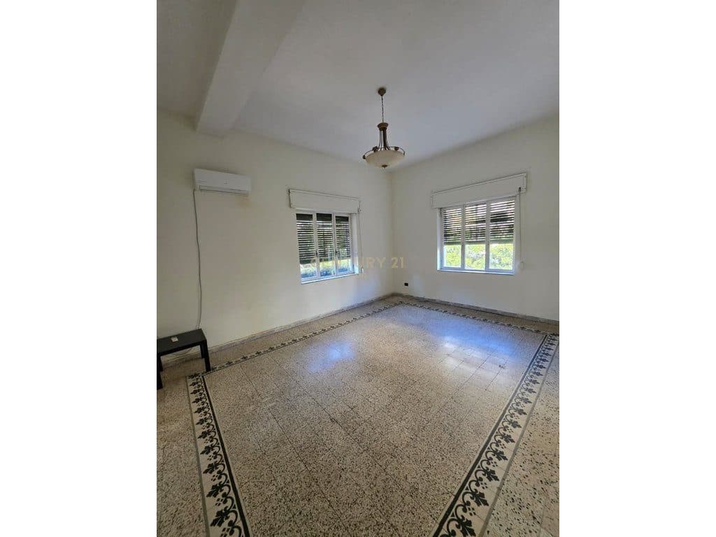Apartament 3+1 Me Qira në Gjykata, Durrës ; E pershtatshme dhe per Biznese !