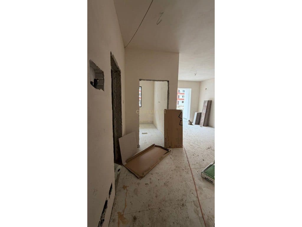 SHITET APARTAMENT 1+1 ME OBORR, TEK REZIDENCA EON NE GOLEM ! 3