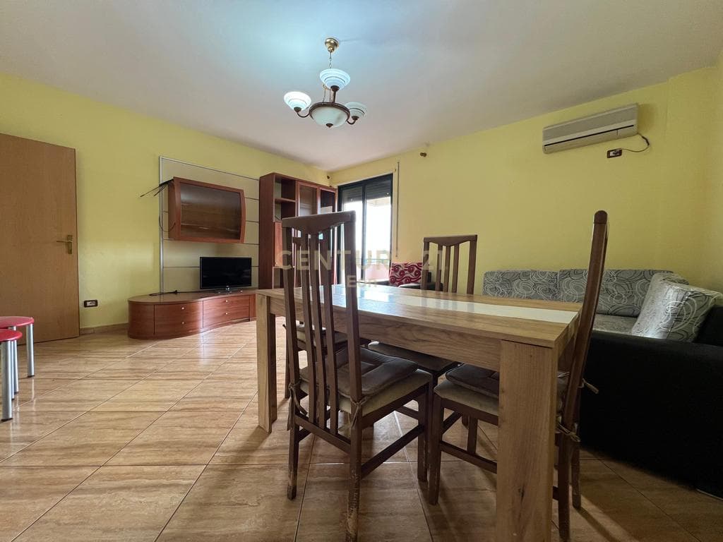 Apartament 1+1 Me Qira në Plazh, Durrës !! 3
