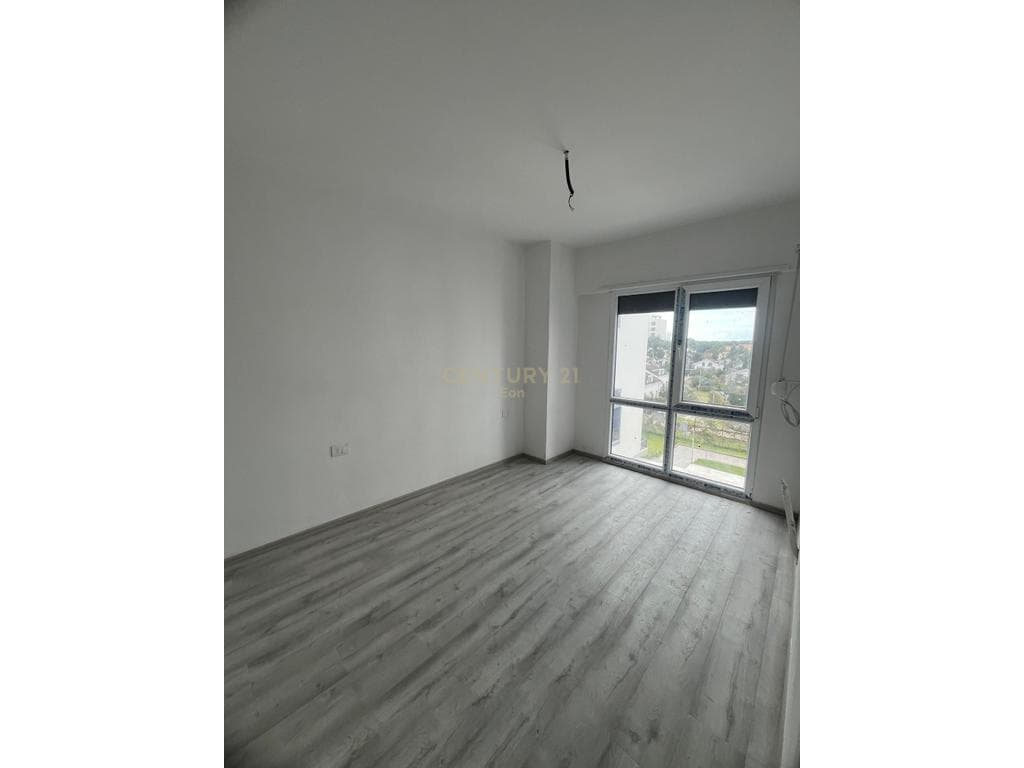 Apartament 2+1 Në Shitje në Golem, Durrës - 100000€ ! 2