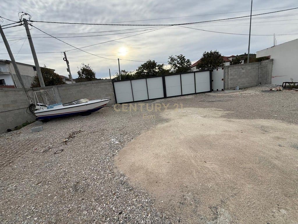 Tokë Industriale Shitje në Spitallë, Durrës - 280000€ | 1572 m² 2