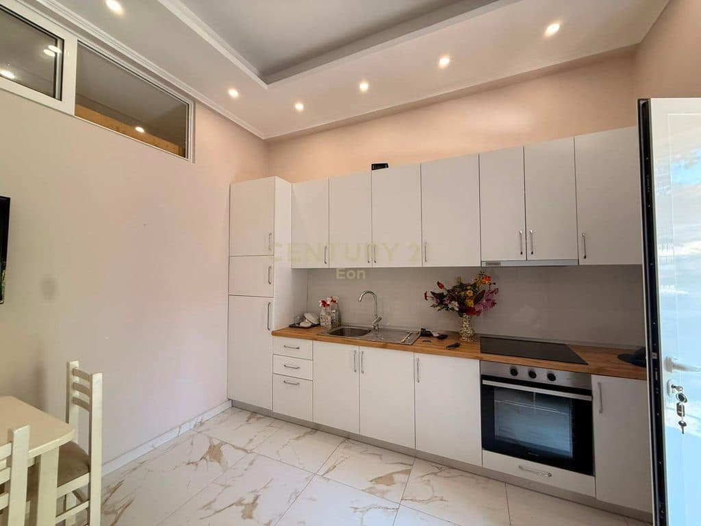 Apartament 1+1 Me Qira në Plazh, Durrës ! 3