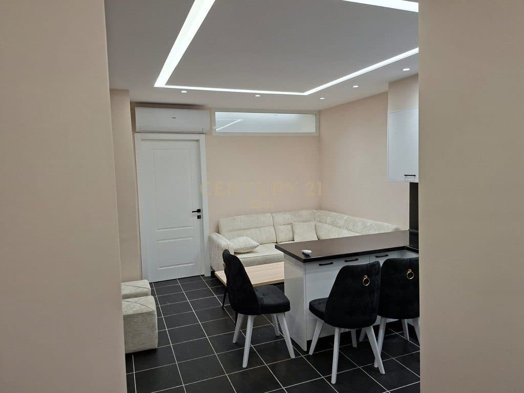 APARTAMENT 1+1 PËR SHITJE – SHKËMBI I KAVAJËS, DURRES ! 2