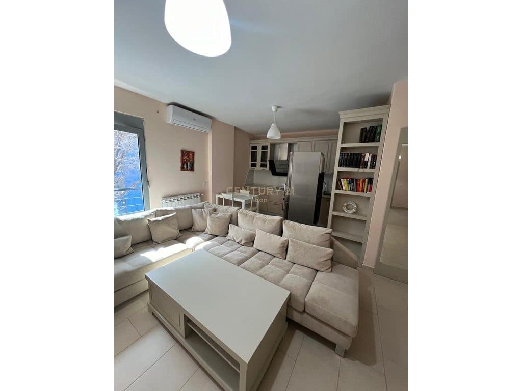 JEPET ME QERA APARTAMENT 2+1+2 MODERN TEK STADIUMI NE DURRES! 4