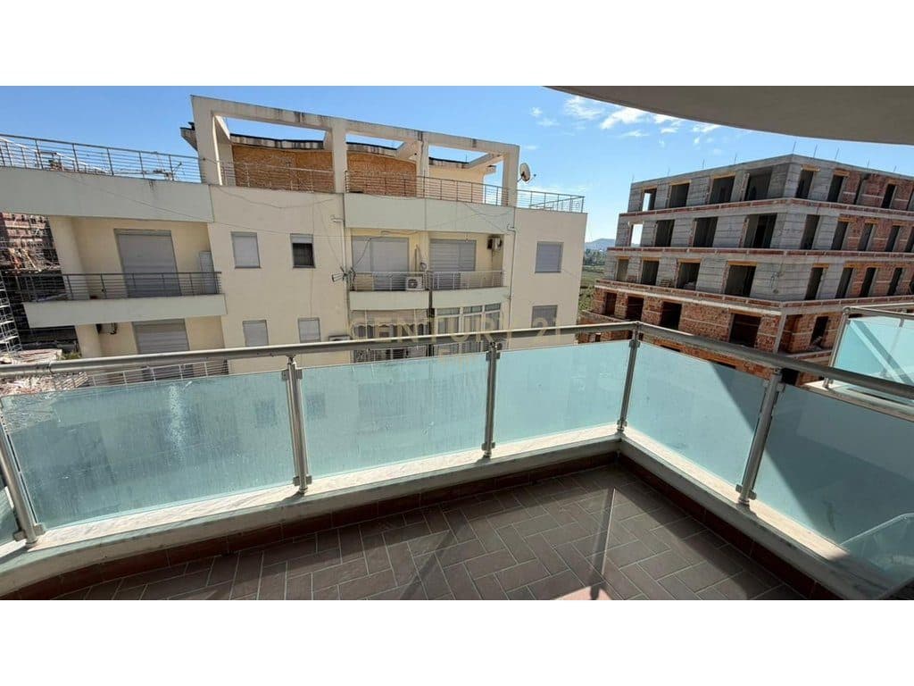 APARTAMENT 1+1 PER SHITJE NE GOLEM ! 2