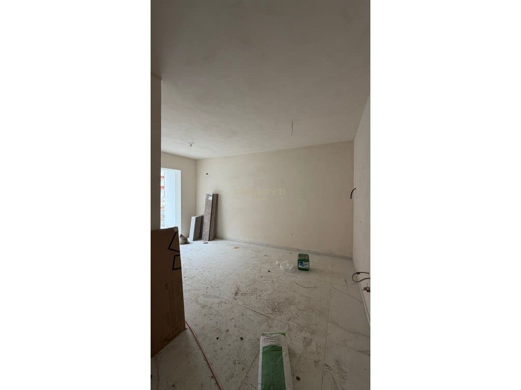 SHITET APARTAMENT 1+1 ME OBORR, TEK REZIDENCA EON NE GOLEM ! 2